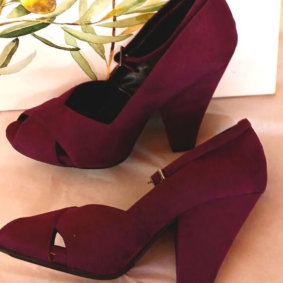 NEW Chadwicks Elegant Purple Women's Heels - Picture 5 of 10